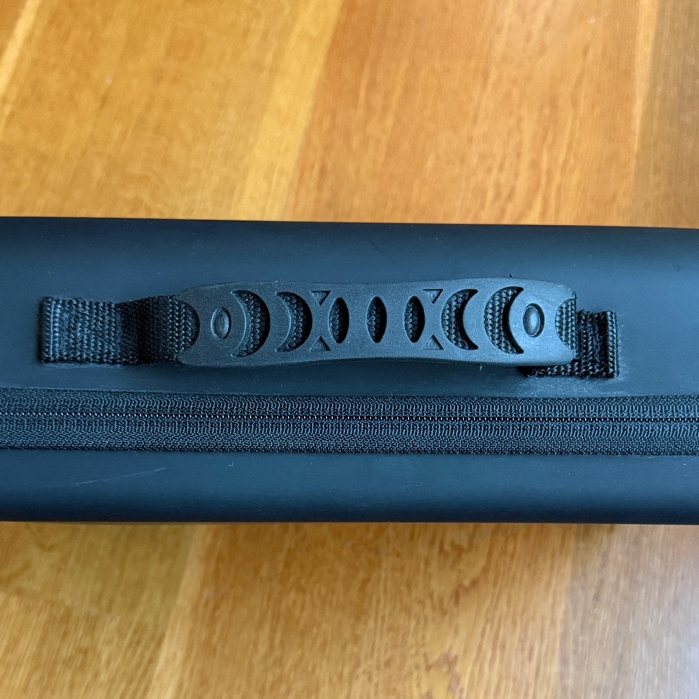 Hypervolt Hard Shell Carry Case - Black - Picture 2 of 5